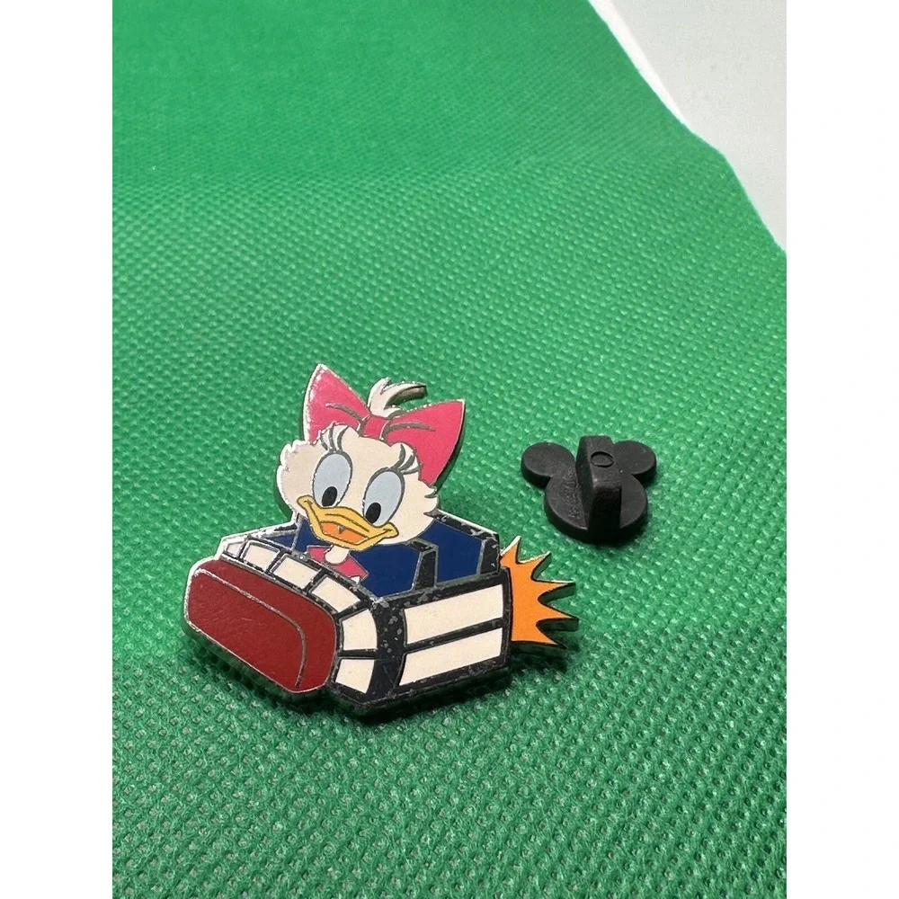 WDW BABY DAISY DUCK on Space Mountain Ride Magic Kingdom Disney Trading PIN 2014